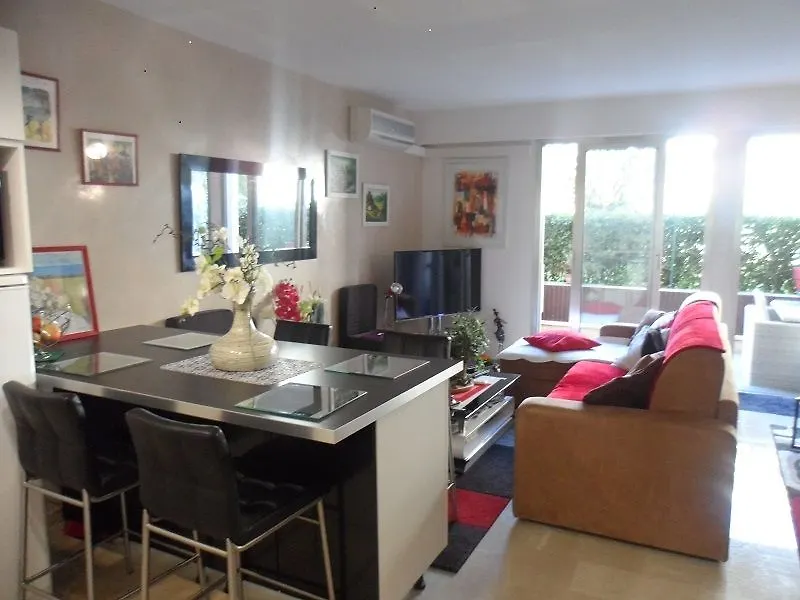 Croisette 79 Apartment Cannes 0*,  France